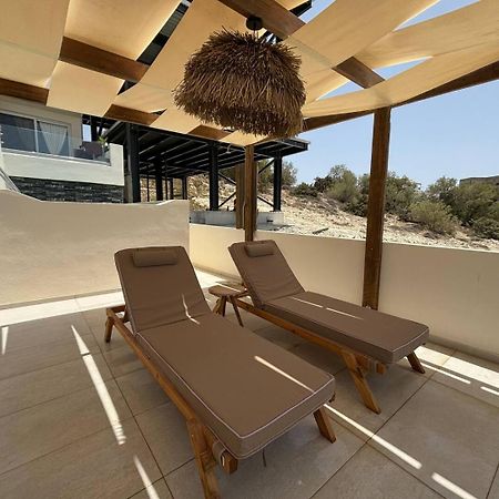 Stella & Eleni Suite With Shared Pool & Open View Kalamaki  Bagian luar foto
