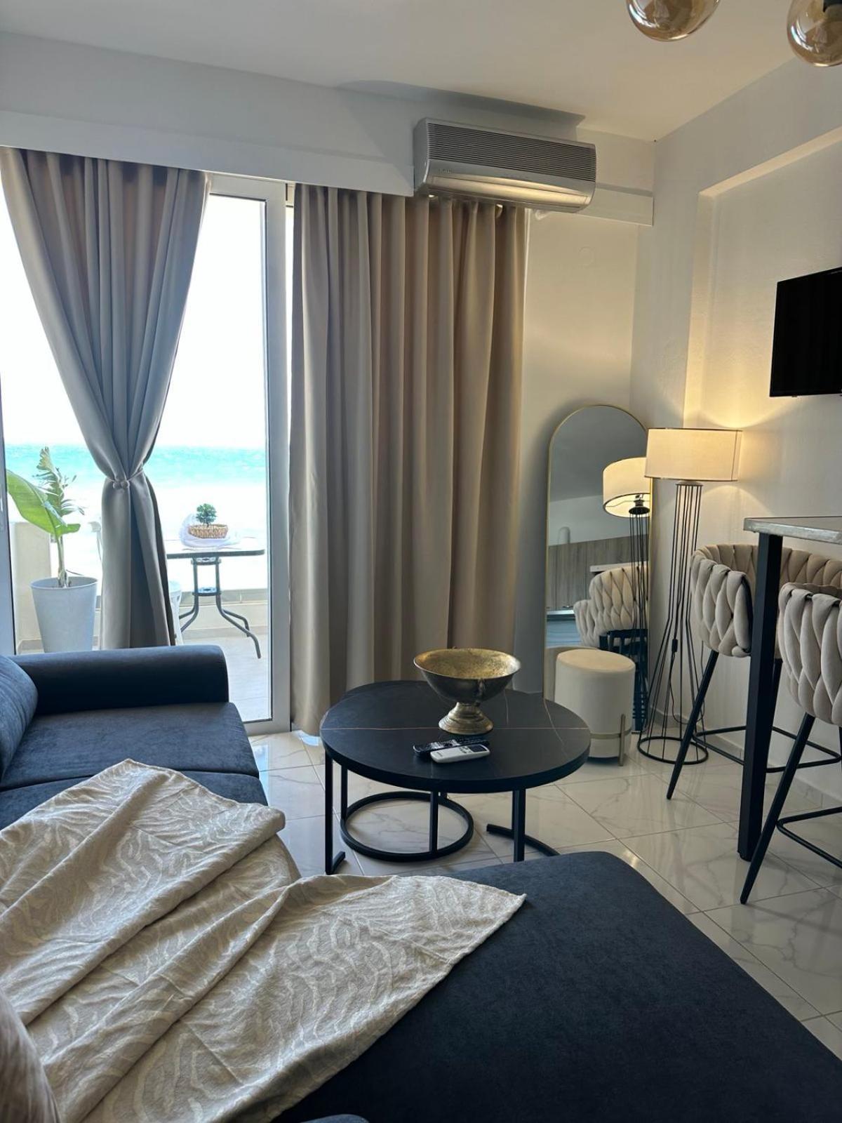 Stella & Eleni Suite With Shared Pool & Open View Kalamaki  Bagian luar foto