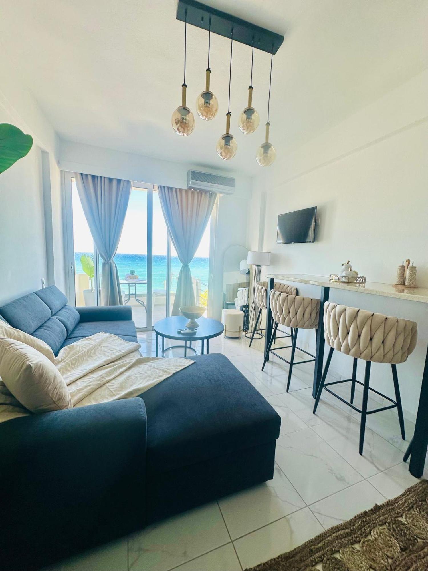 Stella & Eleni Suite With Shared Pool & Open View Kalamaki  Bagian luar foto